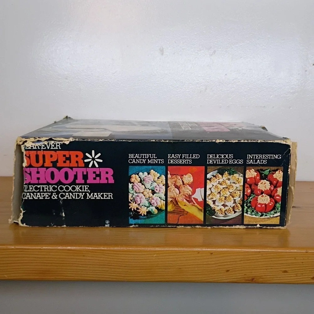 Wear-Ever Super Shooter Electric Cookie & Candy Maker Model‎ 70001
